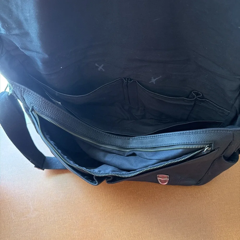 L.L. Bean bean black